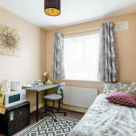 Cosy Single Private Room Near Dublin Airport Swords Exterior photo